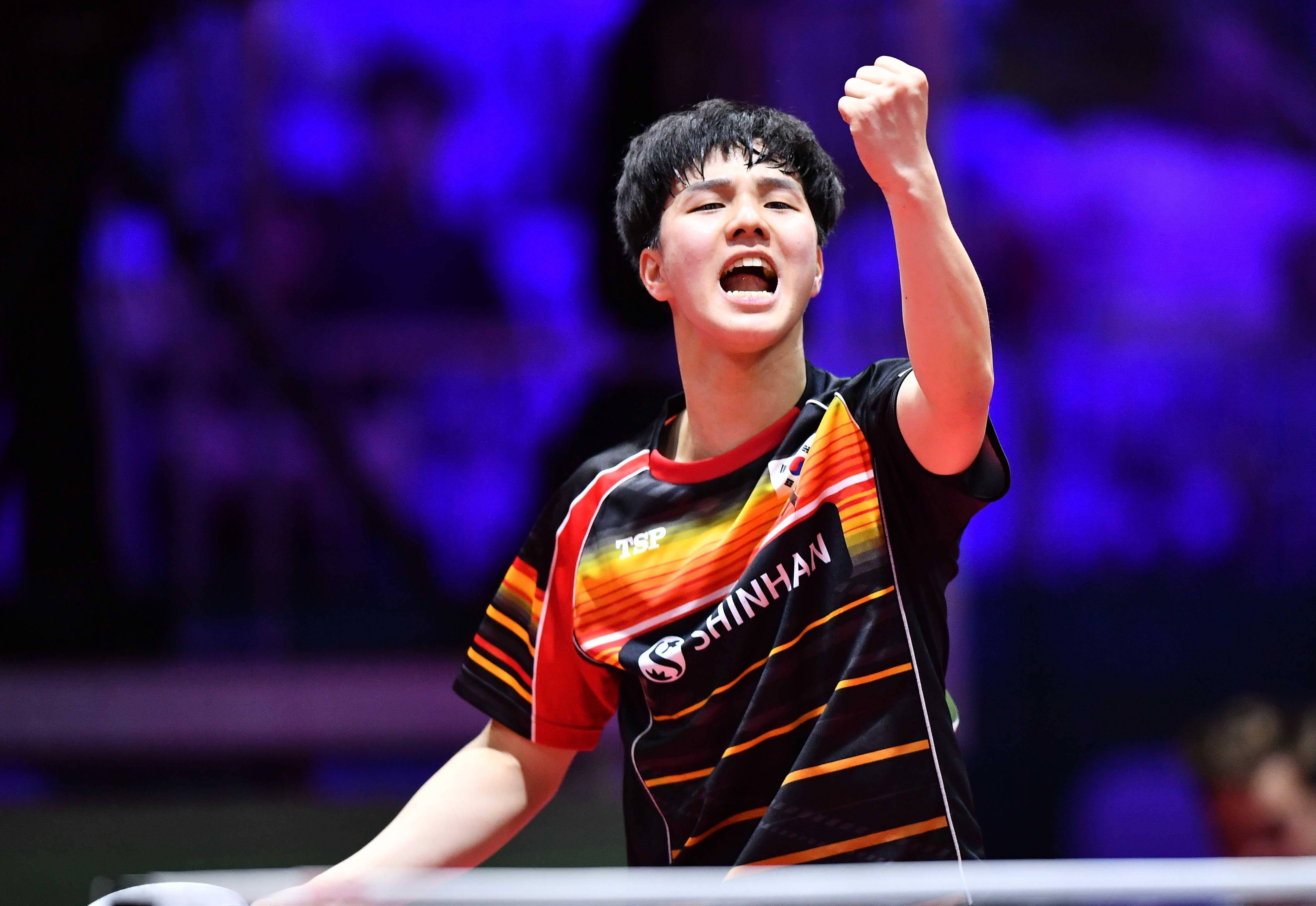 法国乒乓球队翻盘波兰乒乓球队，张本智和统治全场