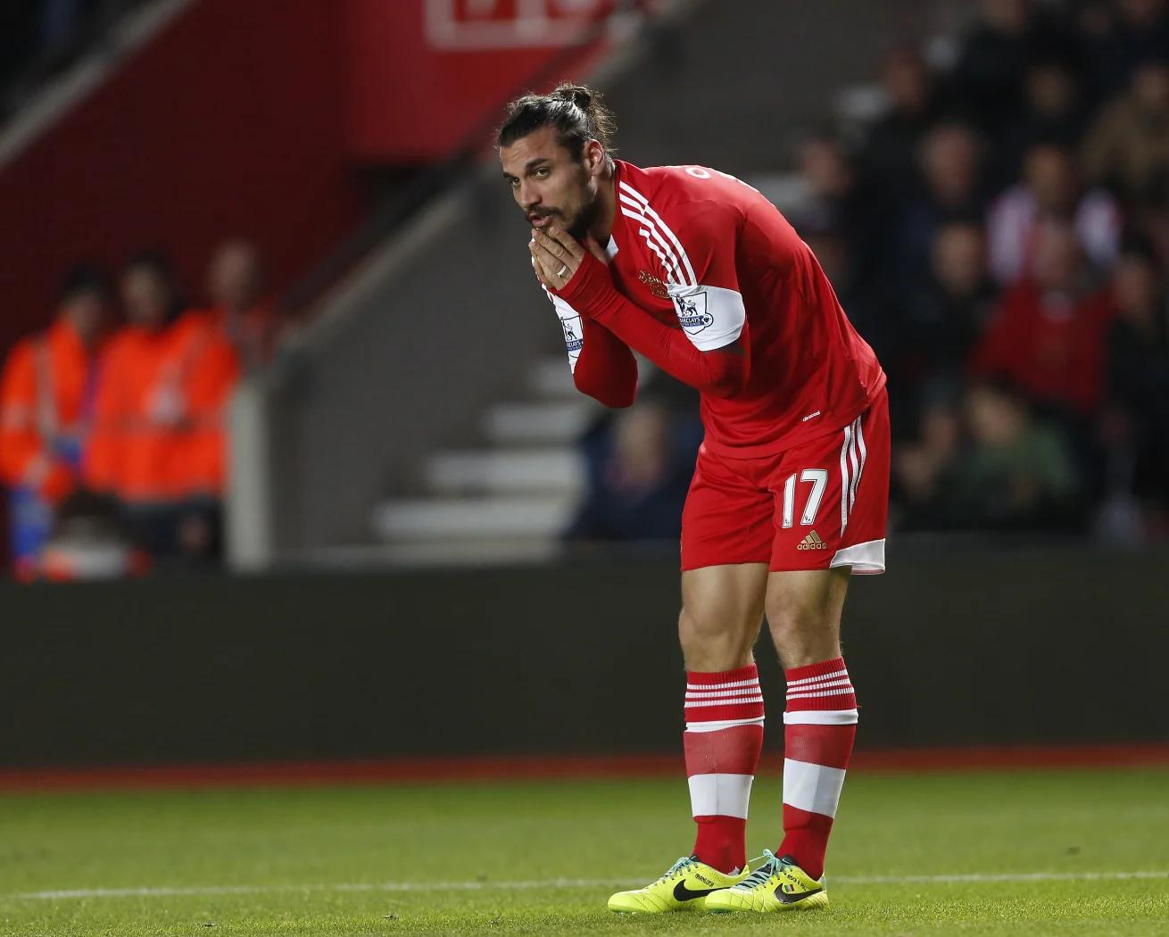 英超选手赛后落泪，背后故事感人