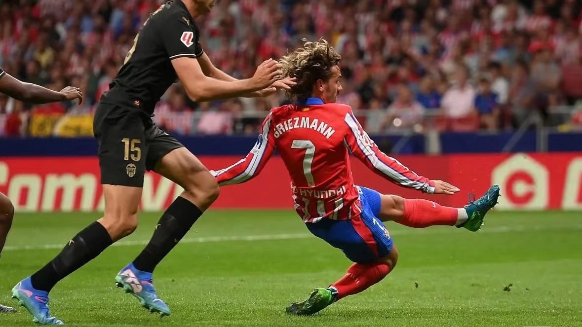 爱游戏体育-马德里竞技大胜对手，晋级欧冠16强实力有余