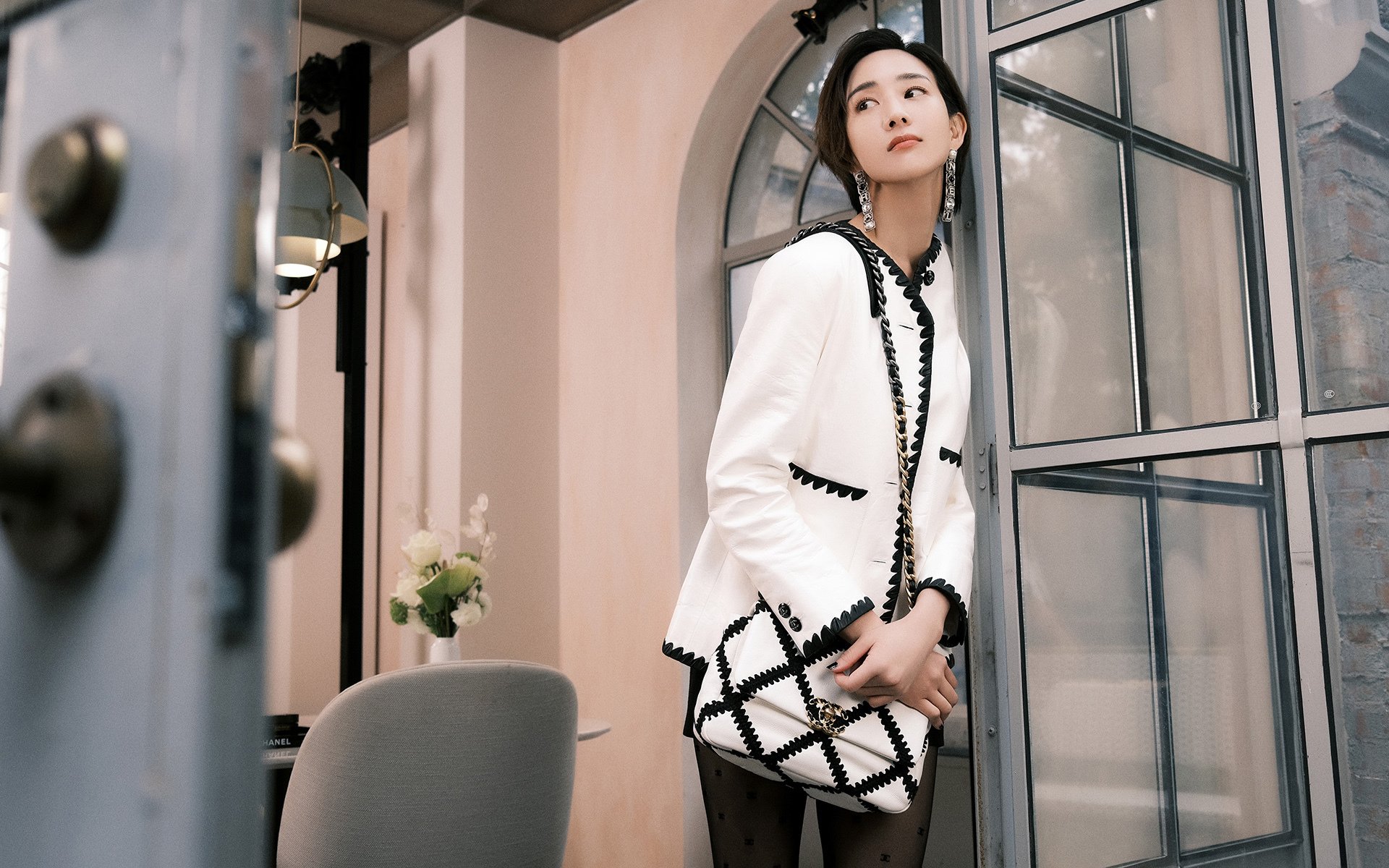 绿茵碾压与方寸统治,当绝对优势在两种维度绽放