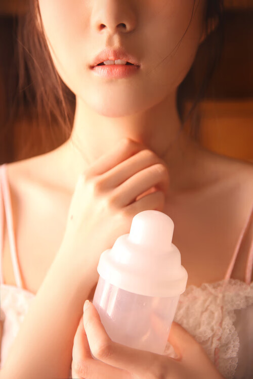 铁血德罗赞轰下42分，76人主场逆转雄鹿终结四连败