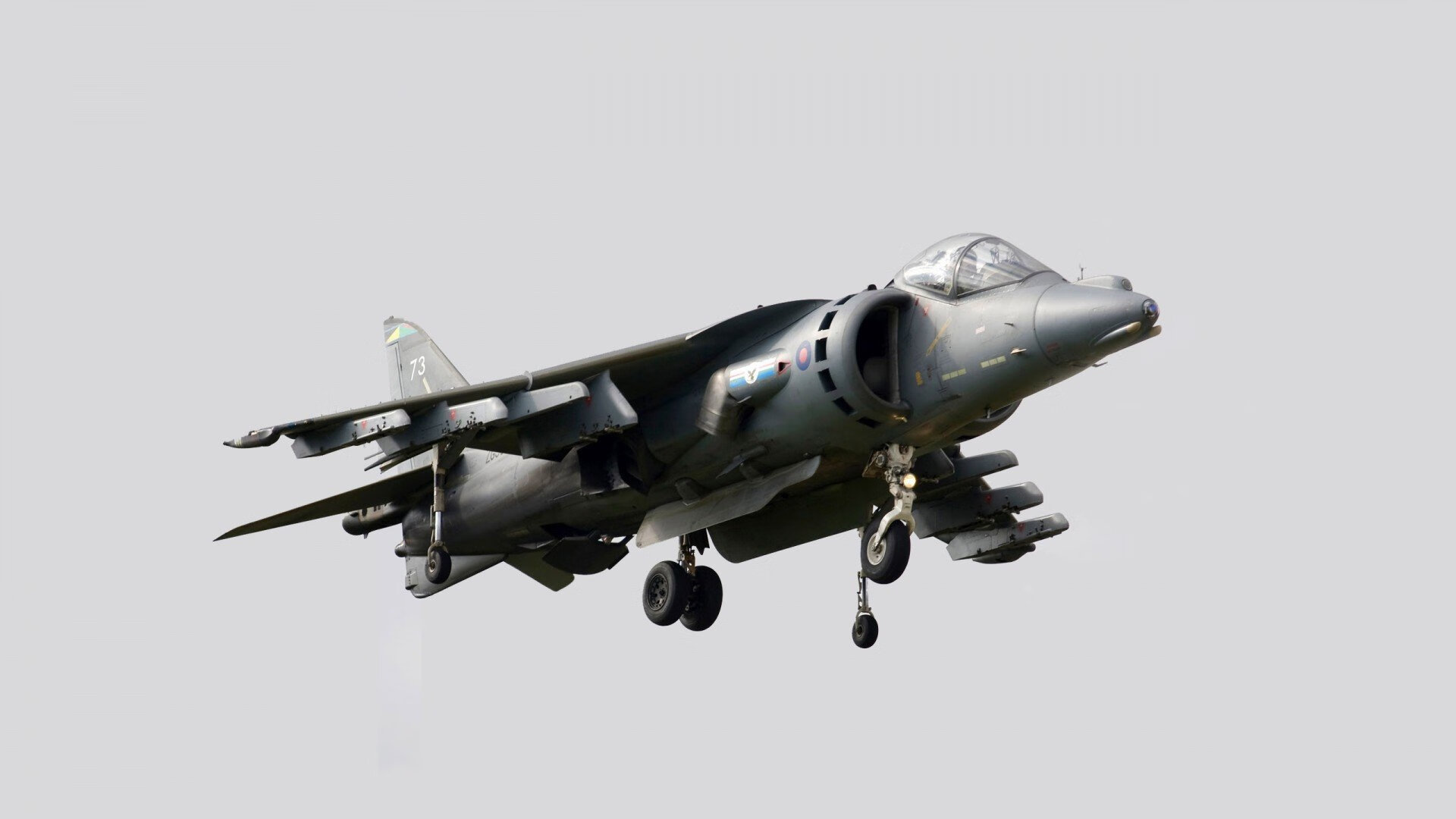 逆转的两种语言，从安联球场的集体意志到球台前的王者瞬间