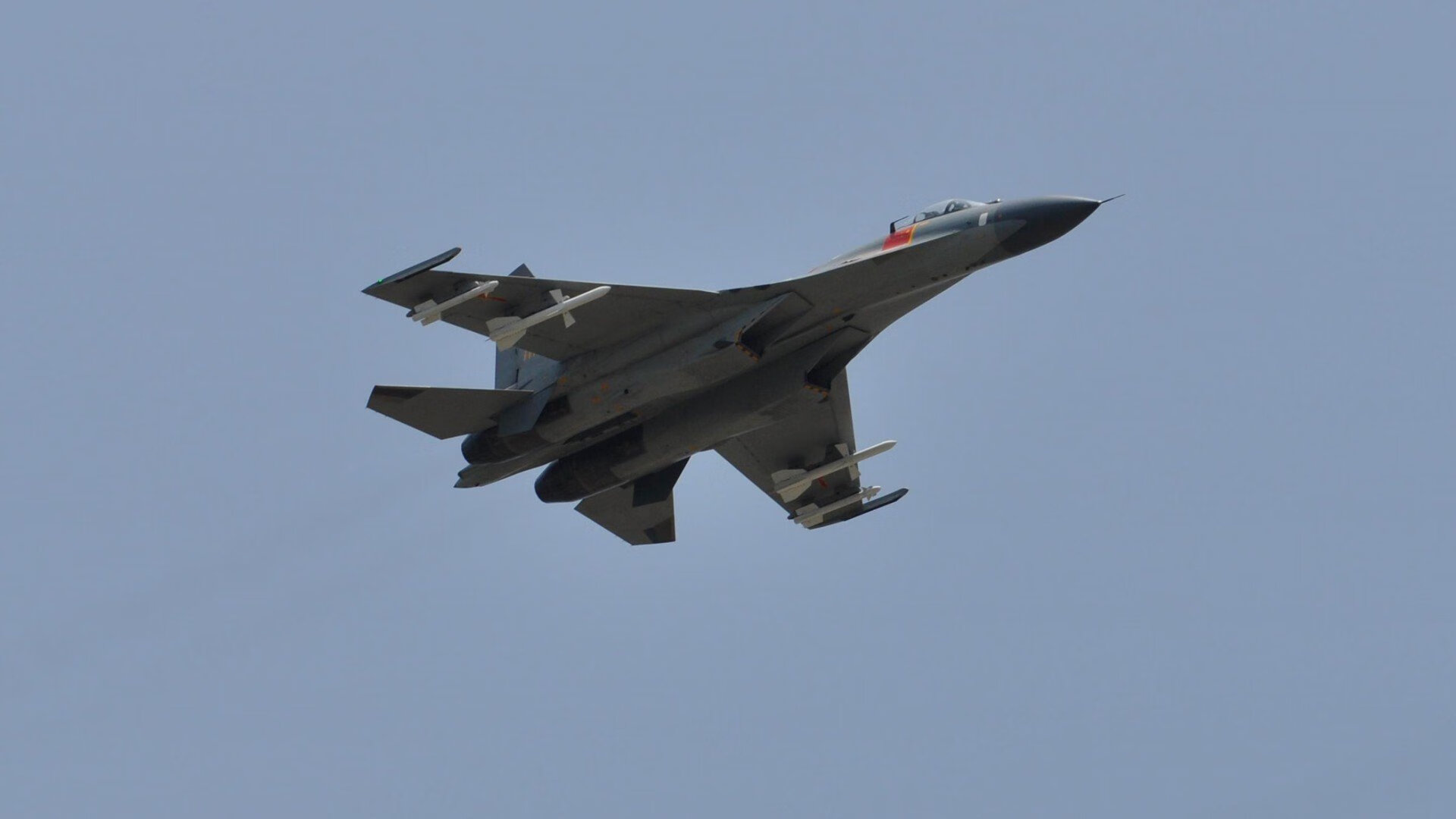 枪手锋线无阻，库尔图瓦一夫当关