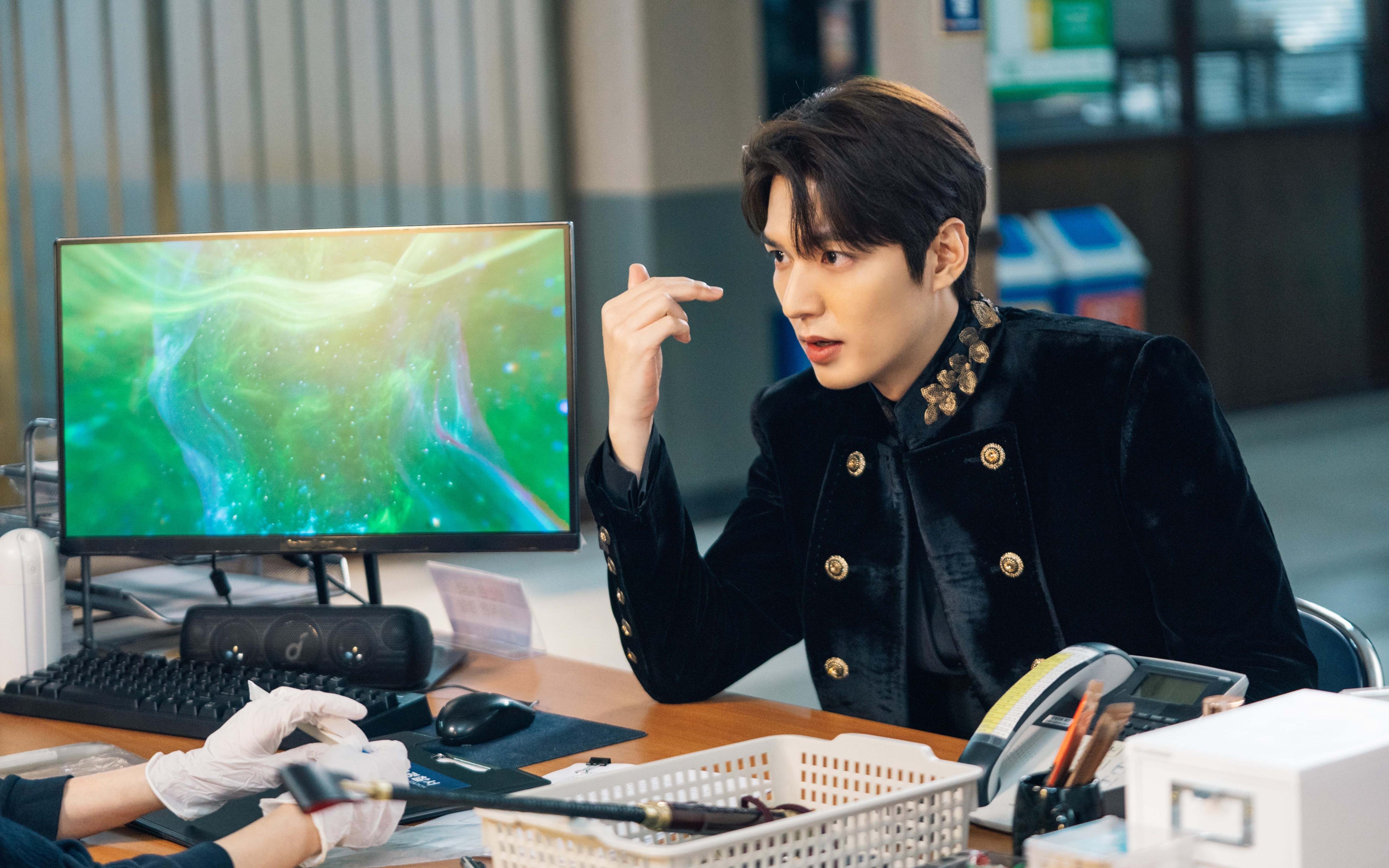 马刺季后赛力克76人，焦点战中的争冠宣言