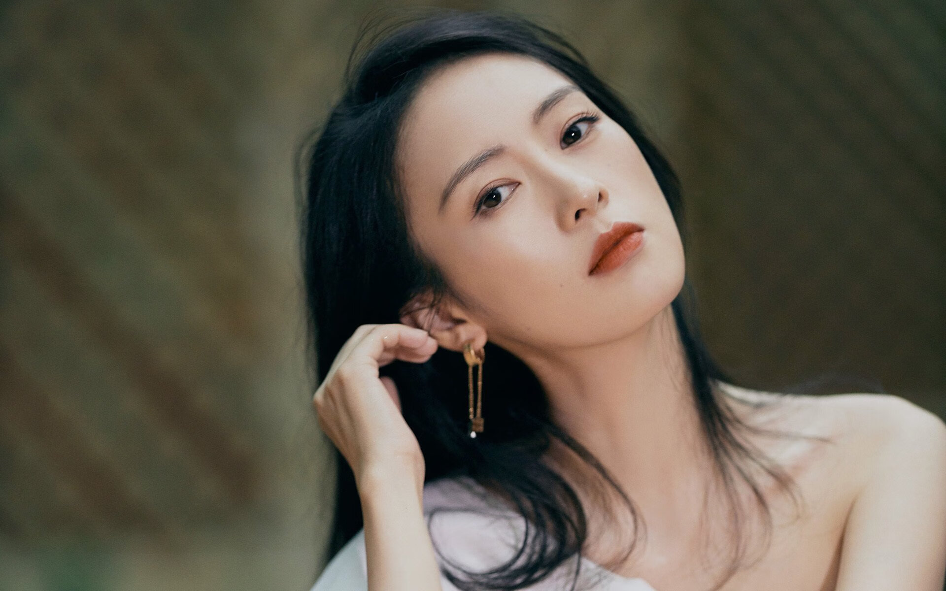 跨界风暴，杜兰特F1首秀称王，广厦篮球智慧压制骑士引擎