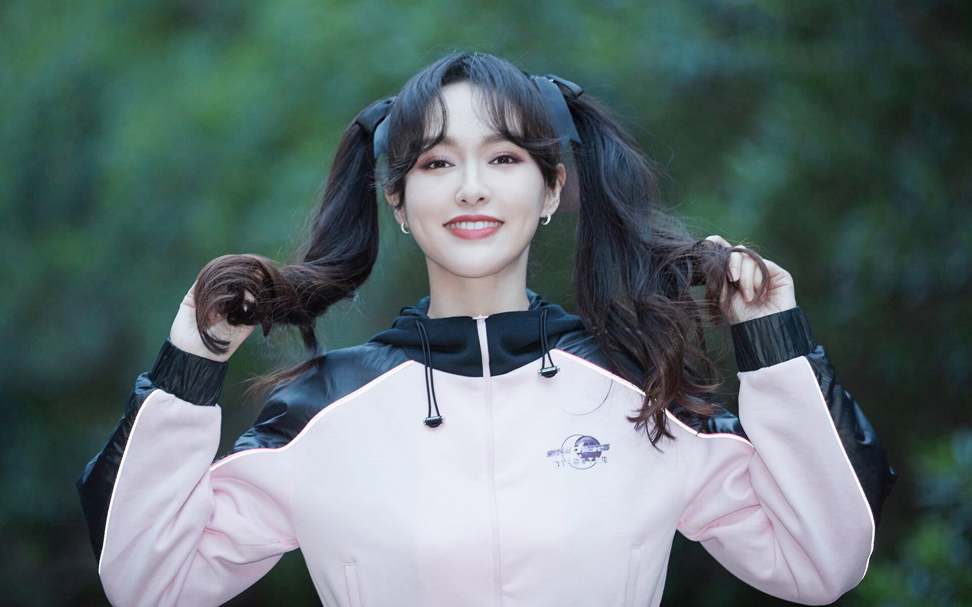 爱游戏APP-当锡安在麦迪逊狂砍50分，尼克斯如何跨越大洋击败广东？