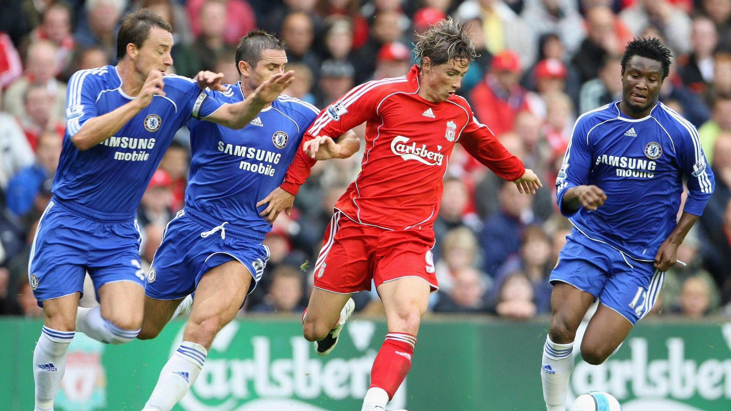 绿茵场上的国家德比，拜仁闪电战摧毁德国队，奥斯梅恩征服所有人